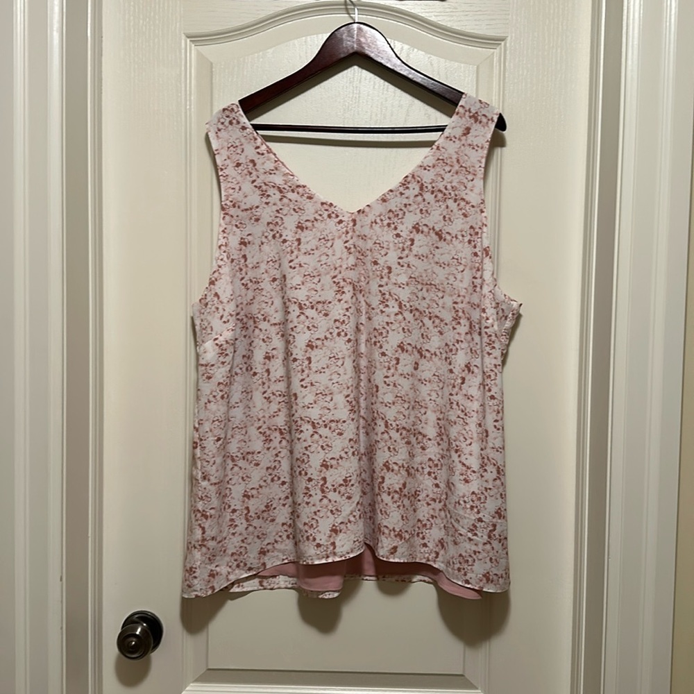 NWT Reversible Tank - Pink Floral